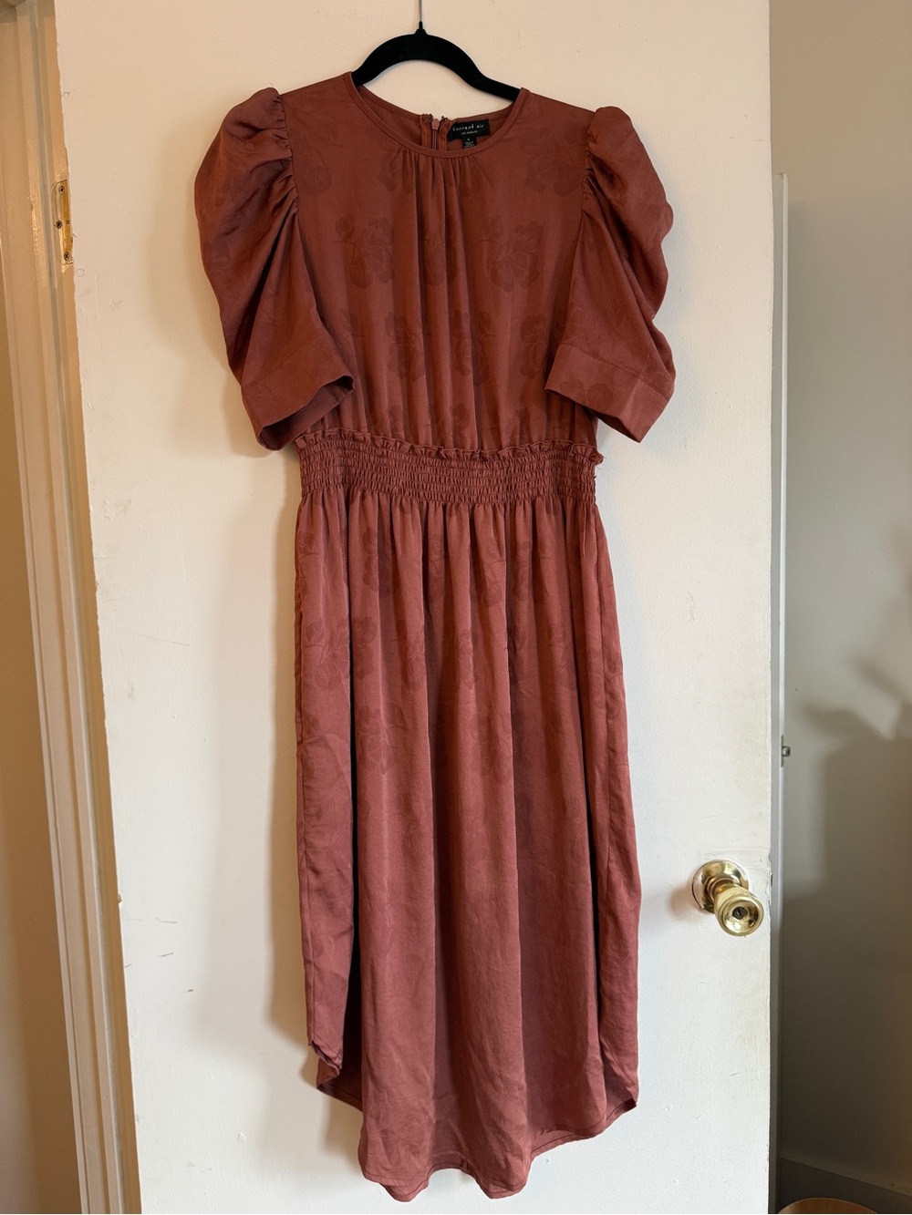 Vintage Style Dress with Capped Sleeves